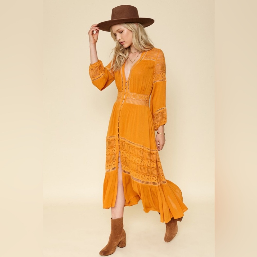 SOLD Olivia Luxe Lace Midi Dress, Spell Designs Sz XL Maple 🍁